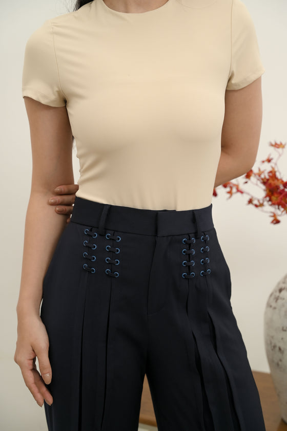 Seamless Top Cream
